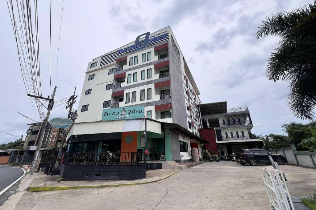 The Nine Place Hat Yai Luaran gambar